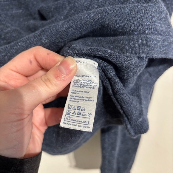 🎉4/30$🎉 Tommy Hilfiger Navy Vintage Sweatshirt – Men’s XS 👕 - Picture 3 of 5